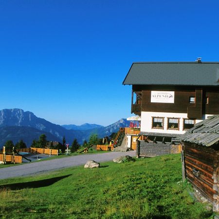 Sattleggers Alpenhof & Feriensternwarte Greifenburg Exterior foto