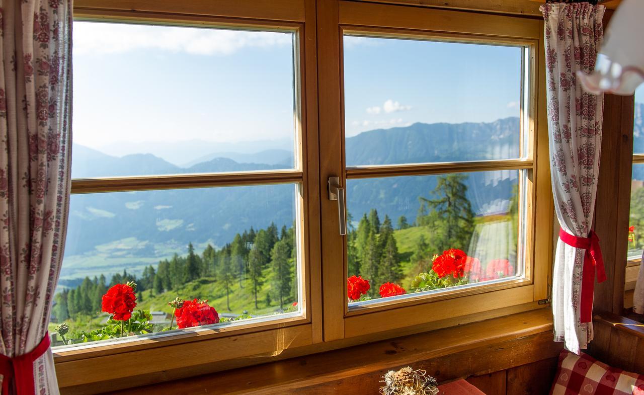 Sattleggers Alpenhof & Feriensternwarte Greifenburg Exterior foto