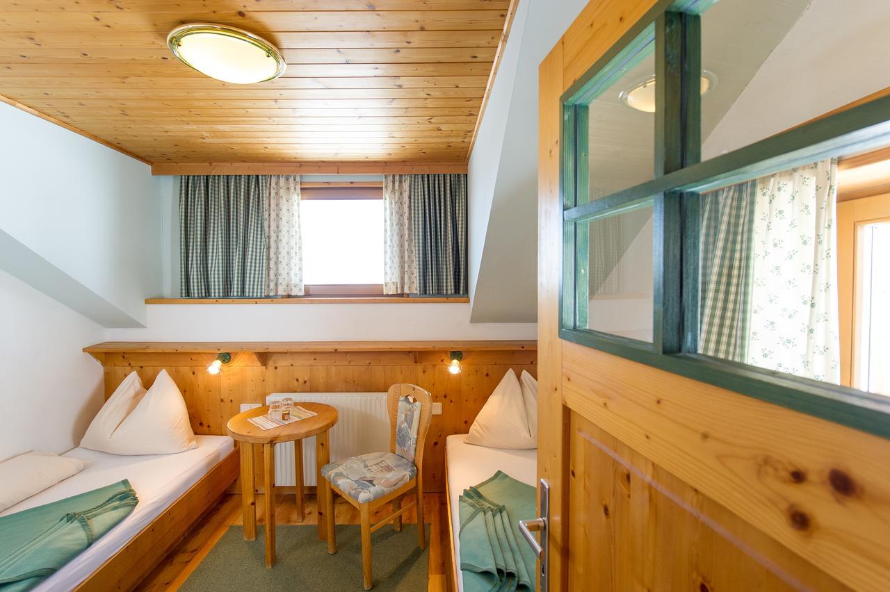 Sattleggers Alpenhof & Feriensternwarte Greifenburg Exterior foto